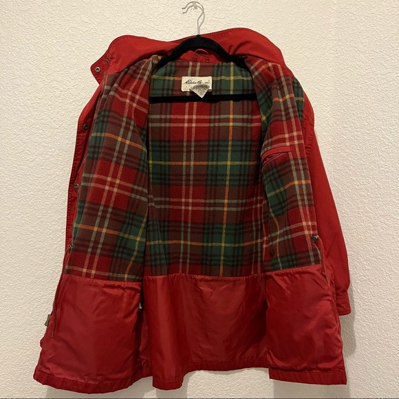 VTG Eddie Bauer Red Flannel Lined Chore Barn Coat Jacket Hooded Mens Size M - Picture 3 of 14